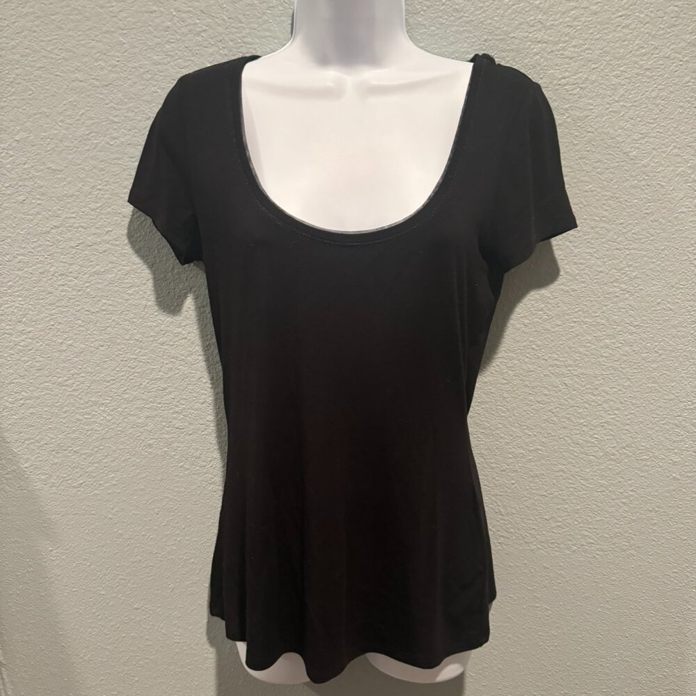 White House Black Market Short Sleeve Scoop Neck Tee